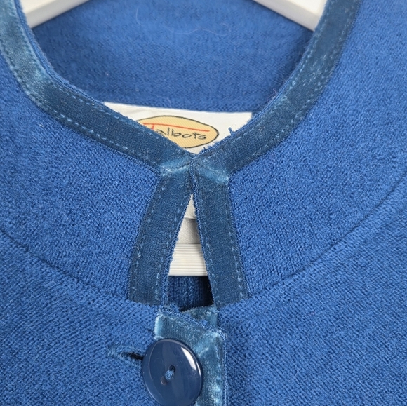 Vintage Talbots 100% Merino Wool Blue Button-Up Velvet Trim Jacket Size M - Picture 6 of 9